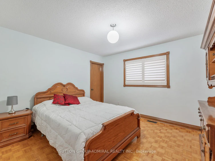 48 Weldrick Road W, Richmond Hill, ON, L4C 3T8 - 12