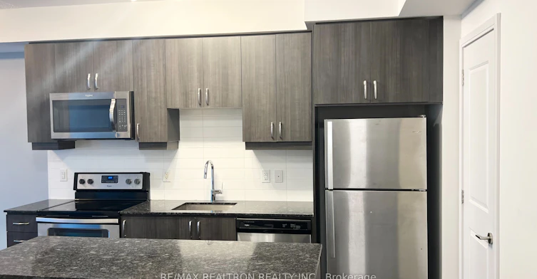 1004-9199 Yonge Street, Richmond Hill, ON, L4C 1H7 - 2