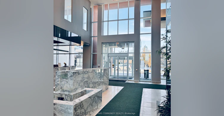 318B-9600 Yonge Street, Richmond Hill, ON, L4C 0X3