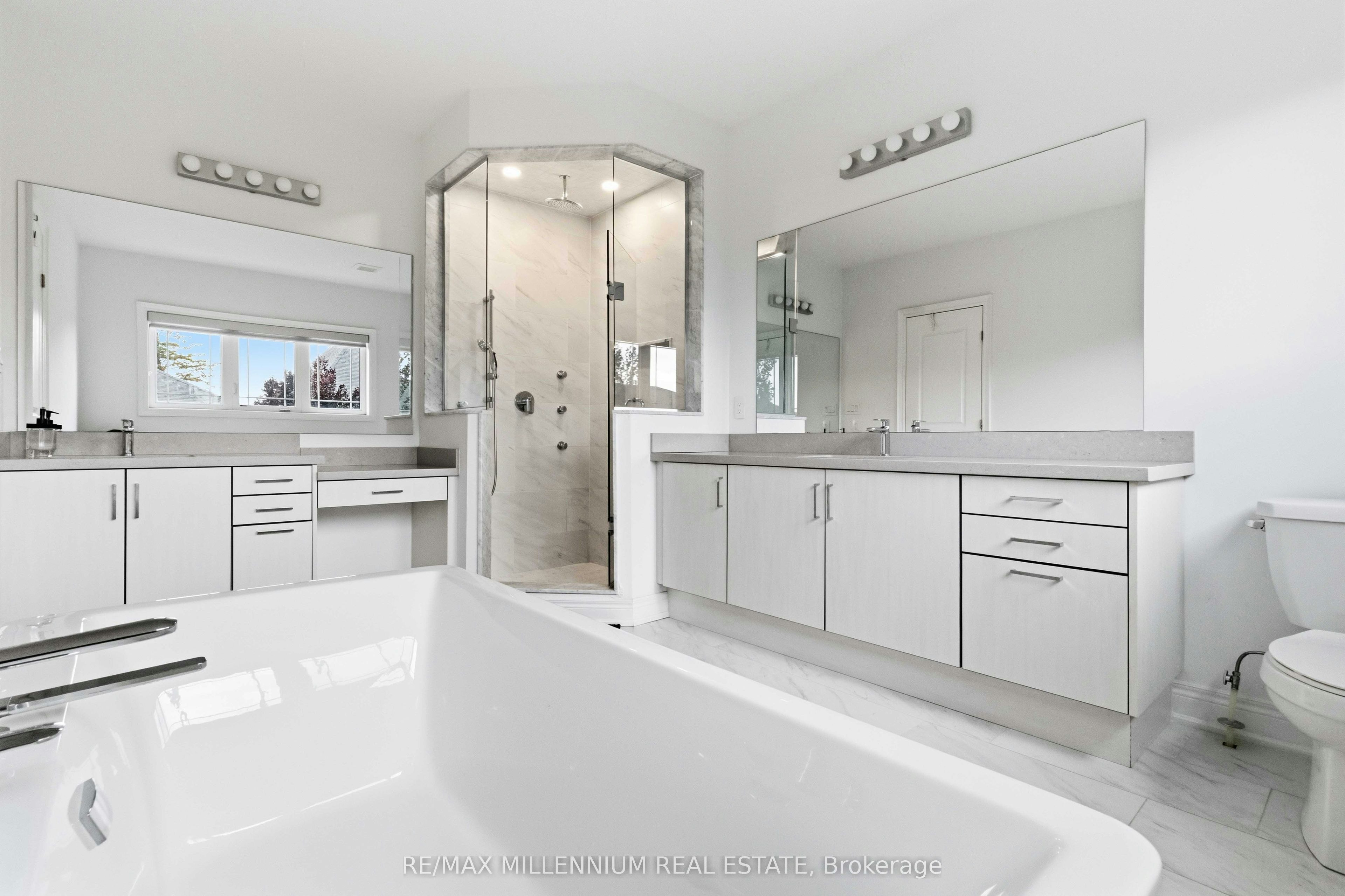 69 Menotti Drive, Richmond Hill, ON, L4E 1G7 - 36