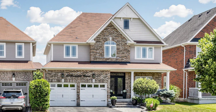 177 Laurendale Avenue, Georgina, ON, L4P 0C2 - 2