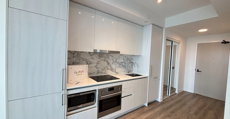 4509-195 Commerce Street, Vaughan, ON, L4K 0P9 - 2