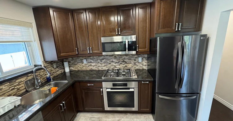 Main Floor-93 Aurora Heights Drive, Aurora, ON, L4G 2X1 - 6