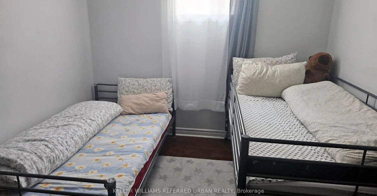 Basement-743 Sunnypoint Drive, Newmarket, ON, L3Y 2Z7 - 6