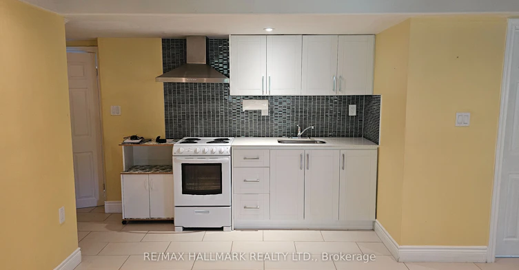 Lower Level-21 Oakside Drive, Uxbridge, ON, L9P 2A4 - 3