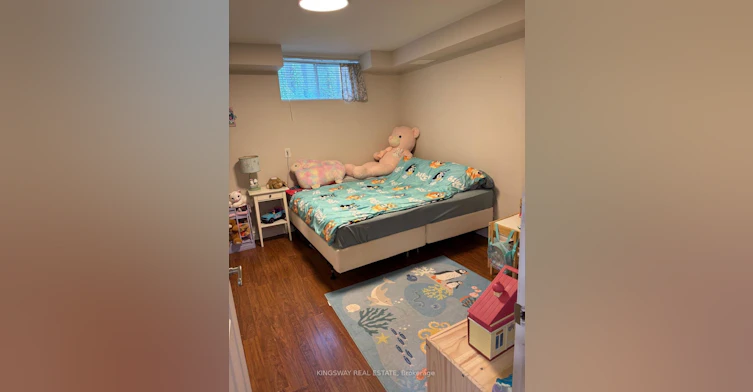 A-lower unit-31 Oxford Street, Richmond Hill, ON, L4C 4L6 - 3