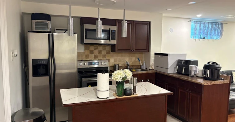 A-lower unit-31 Oxford Street, Richmond Hill, ON, L4C 4L6 - 10