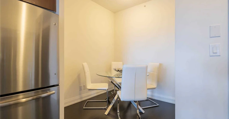 1530-7161 Yonge Street, Vaughan, ON, L3T 0C8 - 11