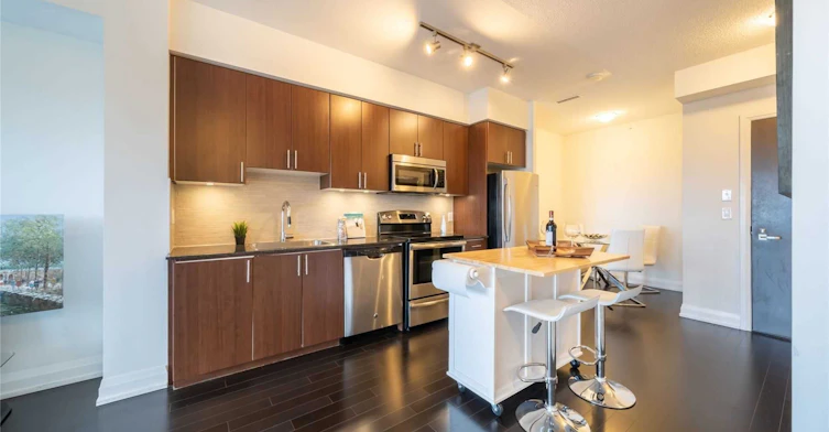 1530-7161 Yonge Street, Vaughan, ON, L3T 0C8 - 12