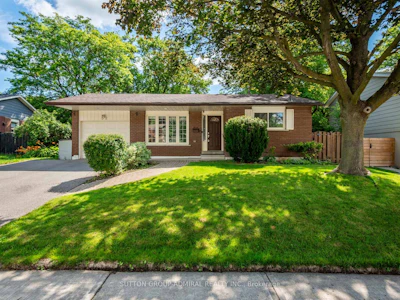 52 Sir Bedevere Place - 2