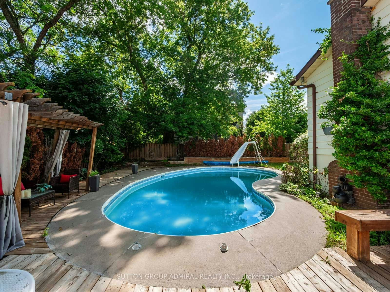 52 Sir Bedevere Place, Markham, ON, L3P 2W4 - 35