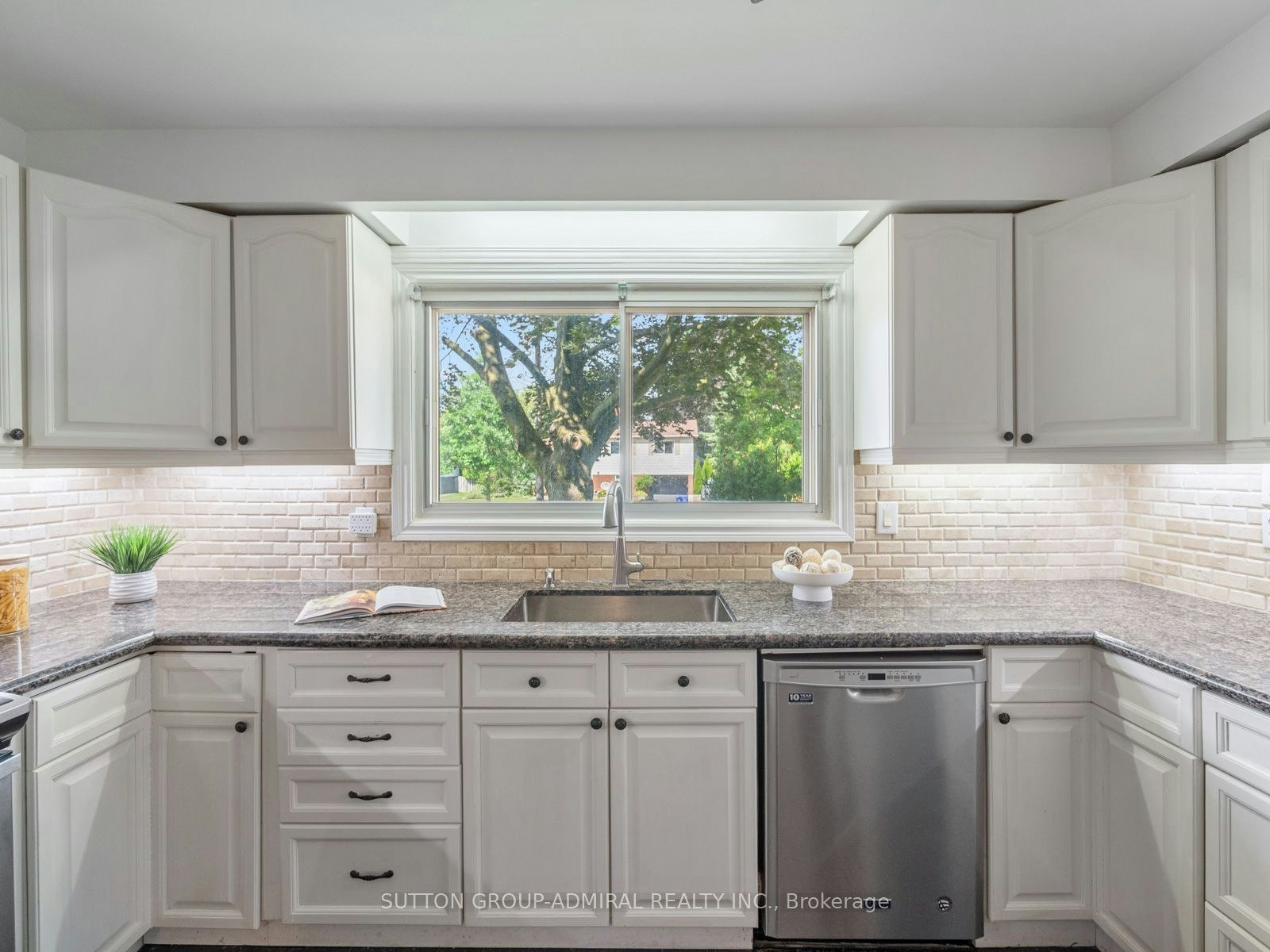 52 Sir Bedevere Place, Markham, ON, L3P 2W4 - 12