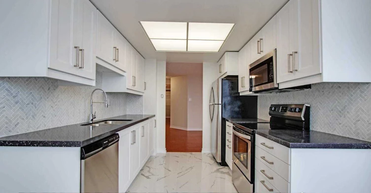 Ph12-7601 Bathurst Street, Vaughan, ON, L4J 4H5 - 6