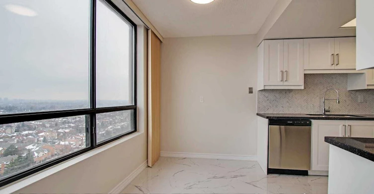 Ph12-7601 Bathurst Street, Vaughan, ON, L4J 4H5 - 8