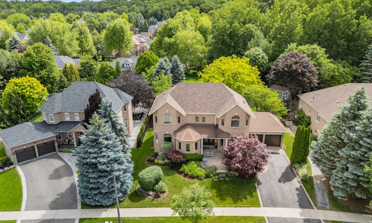 37 Nevada Crescent