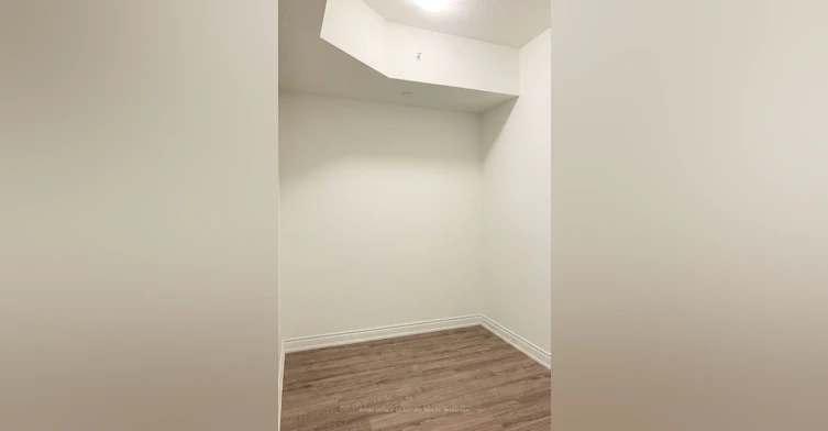 512-9618 Yonge Street, Richmond Hill, ON, L4C 0X5 - 4