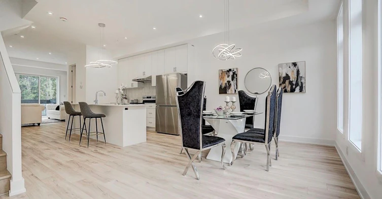 29 Chestnut Court, Aurora, ON, L4G 4A4 - 24