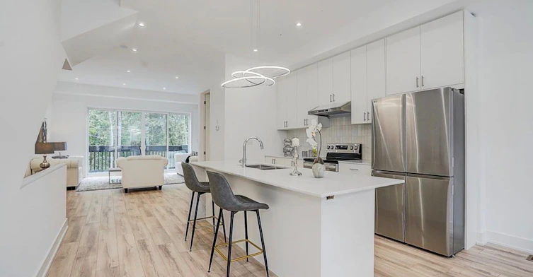 29 Chestnut Court, Aurora, ON, L4G 4A4 - 16