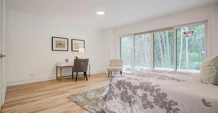 29 Chestnut Court, Aurora, ON, L4G 4A4 - 6