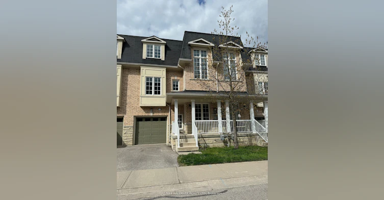 10-15 Old Colony Road, Richmond Hill, ON, L4E 4L5