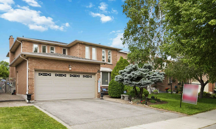 60 Cairns Drive