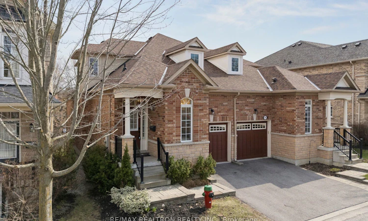 14-578 Tapestry Lane