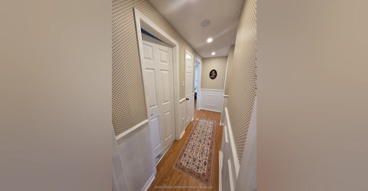 Upper-309 Harewood Boulevard, Newmarket, ON, L3Y 6N5 - 11