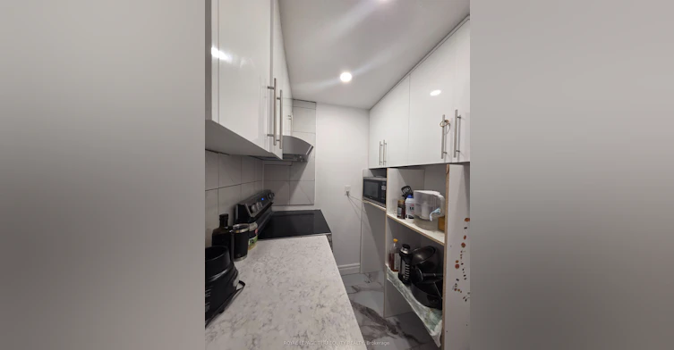 Upper-309 Harewood Boulevard, Newmarket, ON, L3Y 6N5 - 10