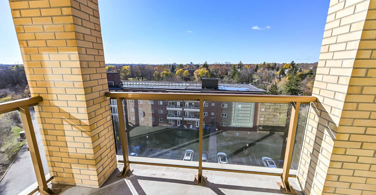 604-68 Main Street N, Markham, ON, L3P 0N5 - 18