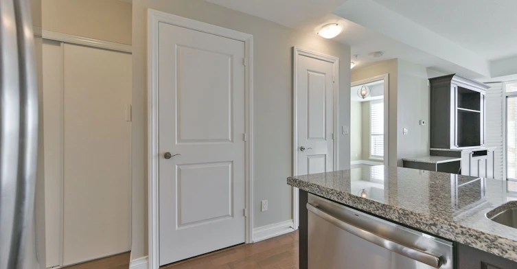 604-68 Main Street N, Markham, ON, L3P 0N5 - 7