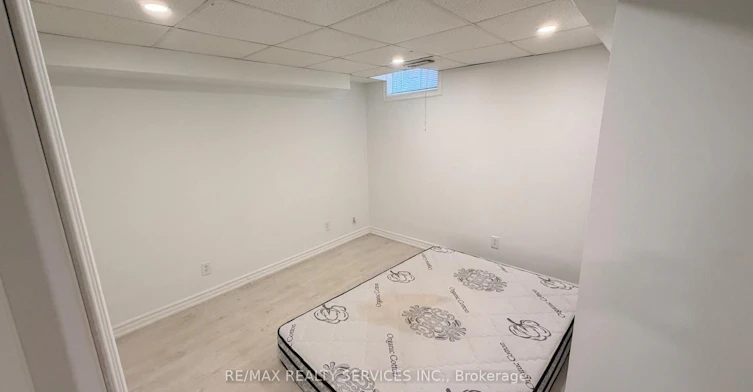 Basement-36 Windward Crescent, Vaughan, ON, L6A 3G5 - 5