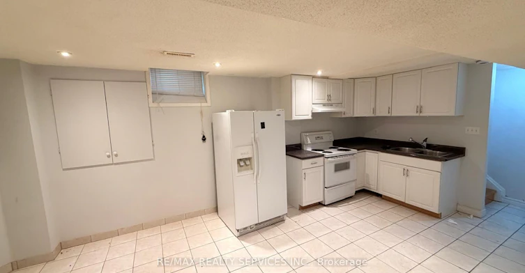 Basement-36 Windward Crescent, Vaughan, ON, L6A 3G5 - 2
