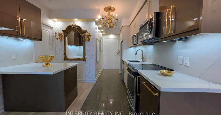 1602-9201 Yonge Street, Richmond Hill, ON, L4C 1H9 - 4