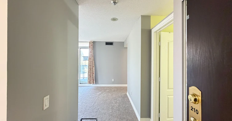210-25 Times Avenue, Markham, ON, L3T 7X5 - 8