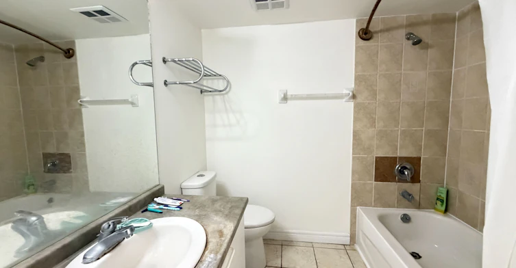 210-25 Times Avenue, Markham, ON, L3T 7X5 - 24