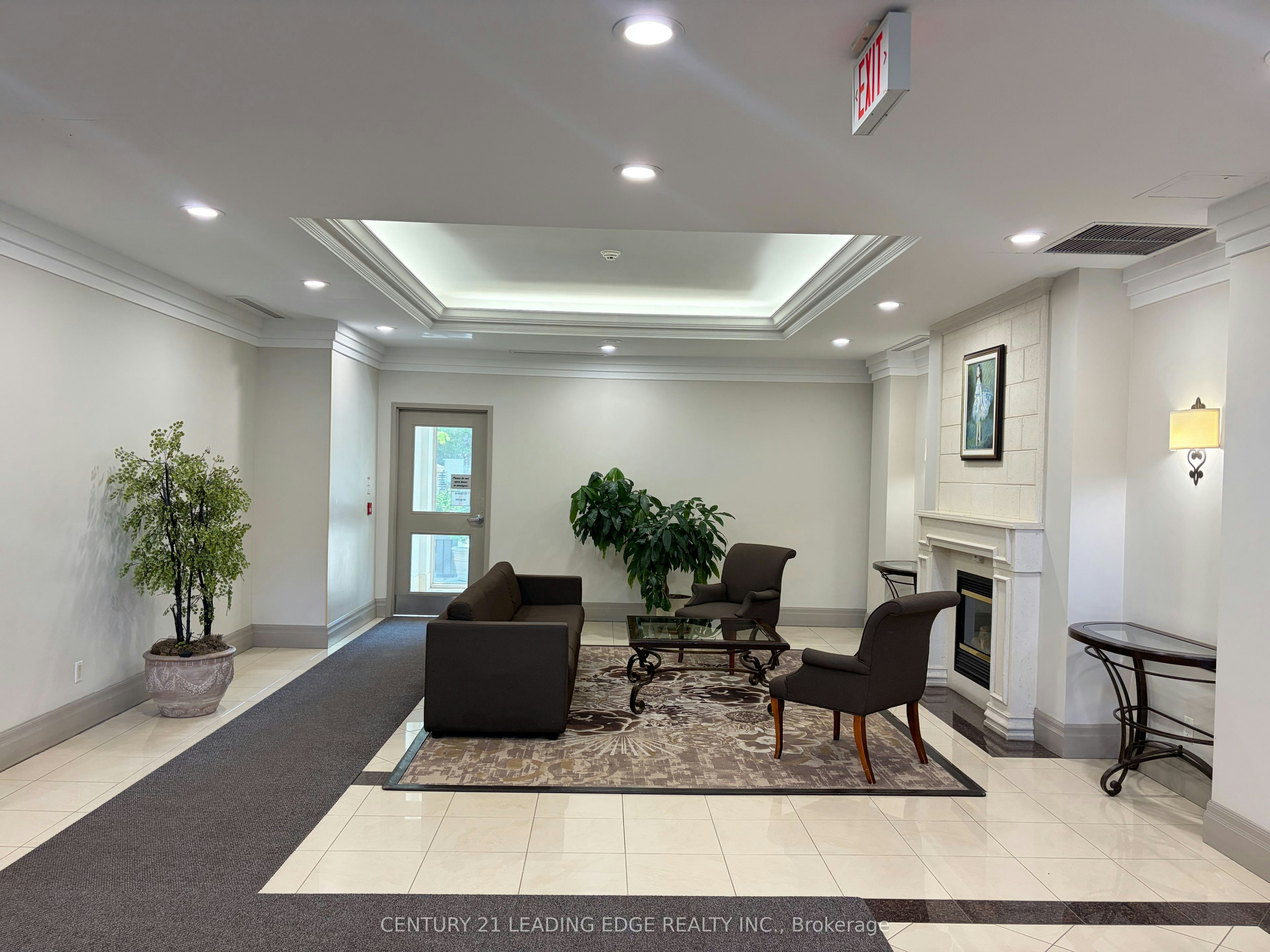 210-25 Times Avenue, Markham, ON, L3T 7X5 - 4