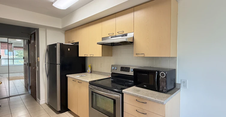 210-25 Times Avenue, Markham, ON, L3T 7X5 - 12