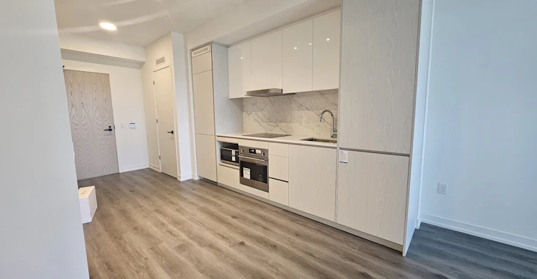 316-28 Interchange Way, Vaughan, ON, L4K 0P8 - 8