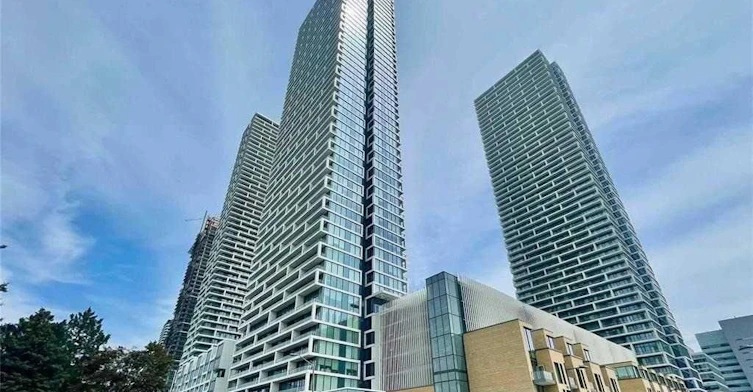 3710-898 Portage Parkway, Vaughan, ON, L4K 0J6