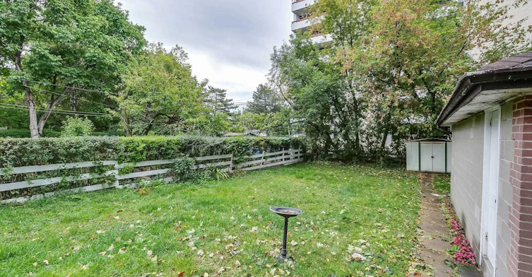 27 Highland Park, Markham, ON, L3T 1B2 - 23