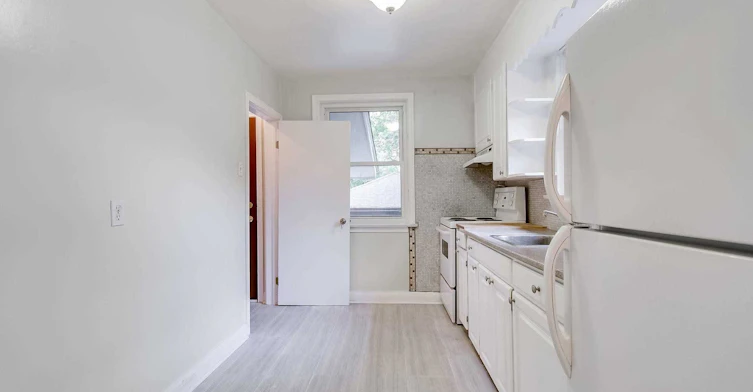 27 Highland Park, Markham, ON, L3T 1B2 - 11