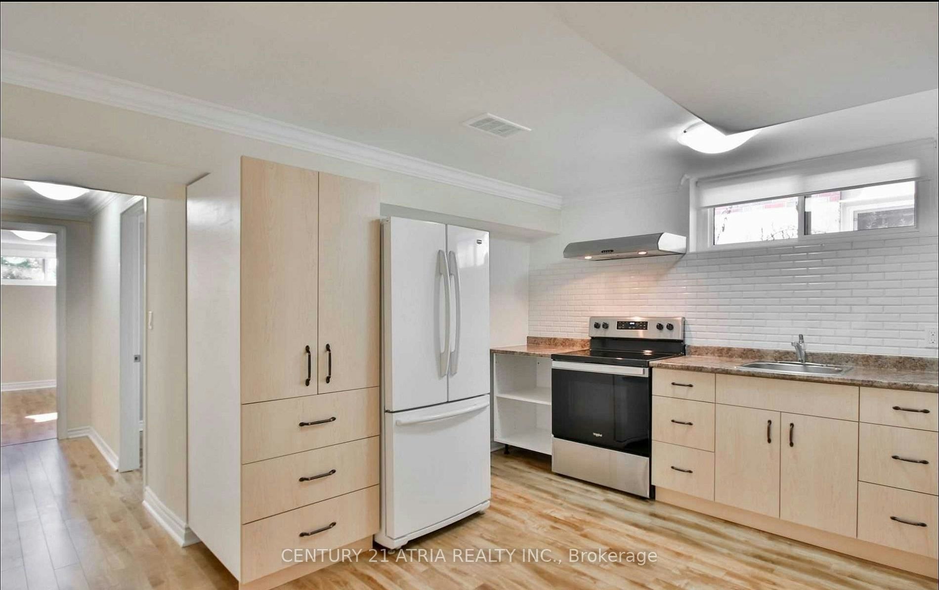 243 Harrygan Crescent, Richmond Hill, ON, L4C 4J2 - 4