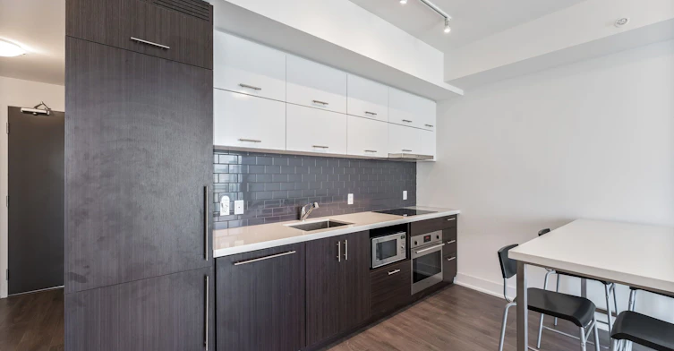 917-8081 Birchmount Road E, Markham, ON, L6G 0G5 - 13
