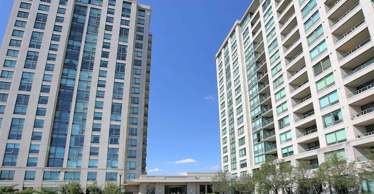 403-88 Promenade Circle, Vaughan, ON, L4J 9A4