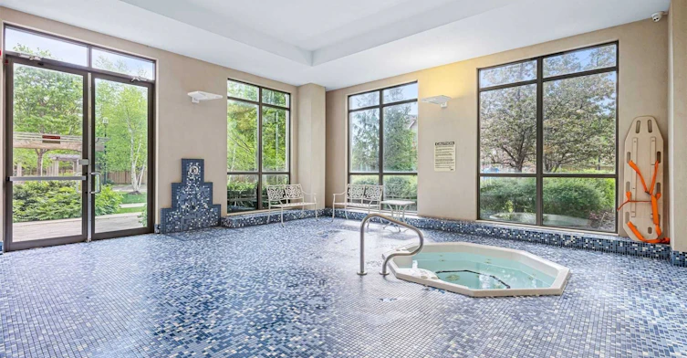 403-88 Promenade Circle, Vaughan, ON, L4J 9A4 - 11