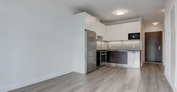 506-25 Water Walk Drive, Markham, ON, L6G 0G3 - 4