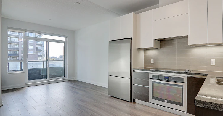 506-25 Water Walk Drive, Markham, ON, L6G 0G3 - 6