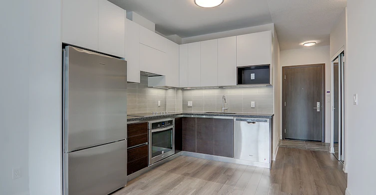 506-25 Water Walk Drive, Markham, ON, L6G 0G3