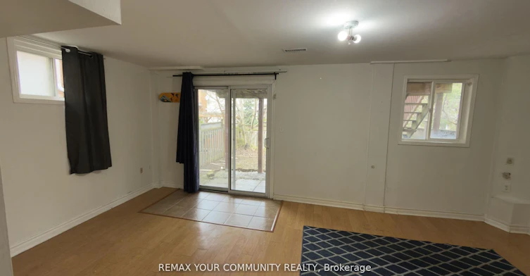 Basement-117 English Oak Drive, Richmond Hill, ON, L4E 3X4