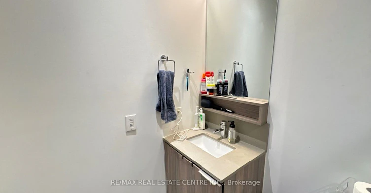 2601-950 Portage Parkway, Vaughan, ON, L4K 0J7 - 9